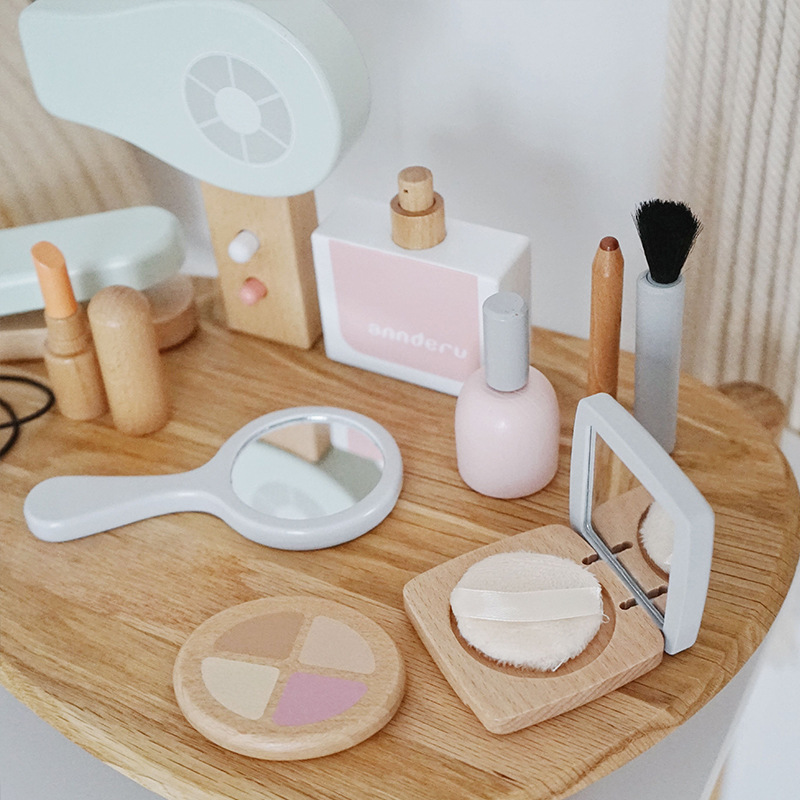 新しい子供用木製シミュレーションメイクアップおもちゃセット、 - Beauty Makeup Games Free のレビューと価格