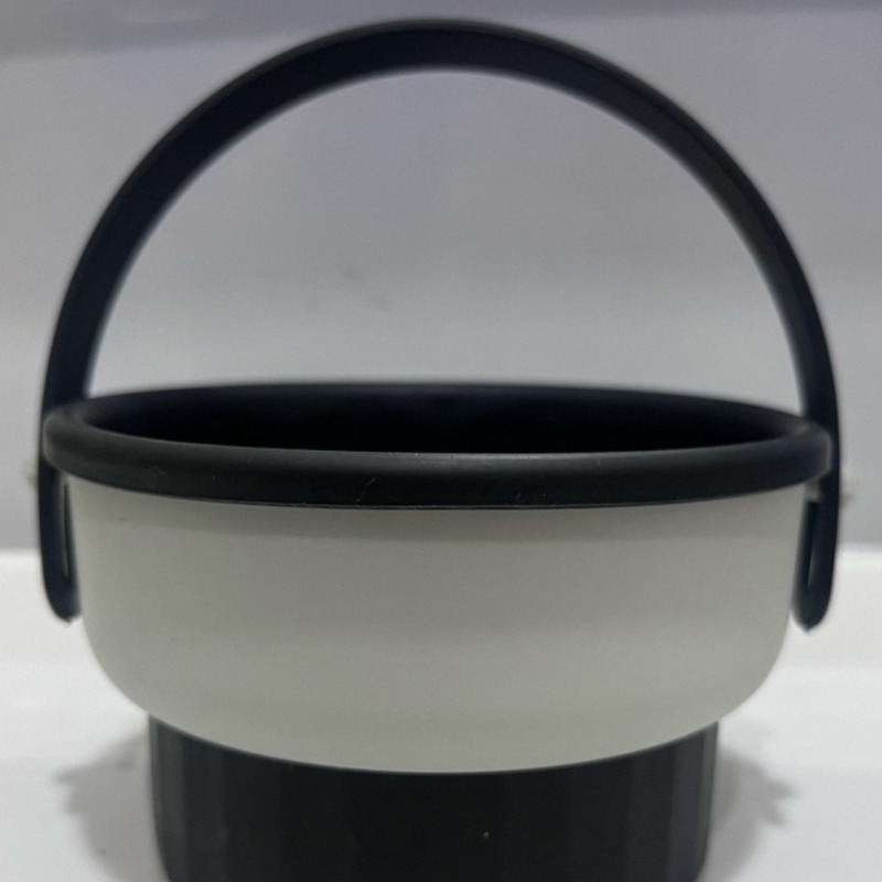 シリコン製メイクブラシ洗浄ボール、乾燥機付きビューティーエッ - Beauty Makeup Egg のレビューと価格